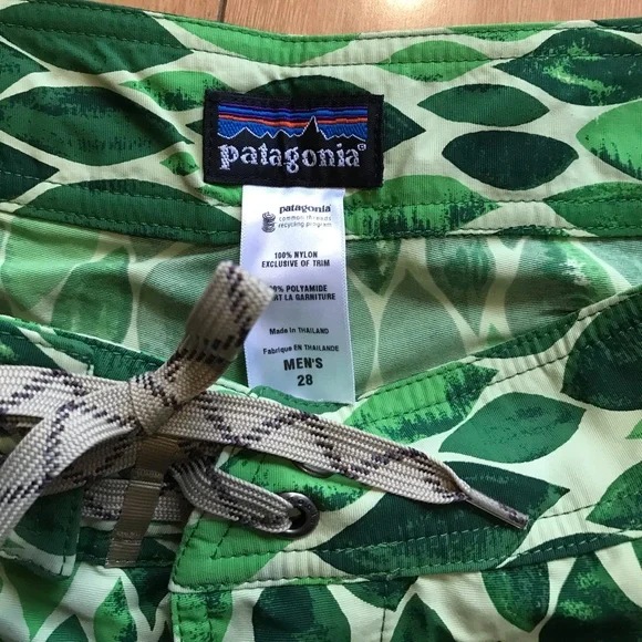 BNNT PATAGONIA MENS BOARD SHORTS VERY HIGH QUALITY MATERIAL AND MAKE SIZE 28 - Picture 2 of 4